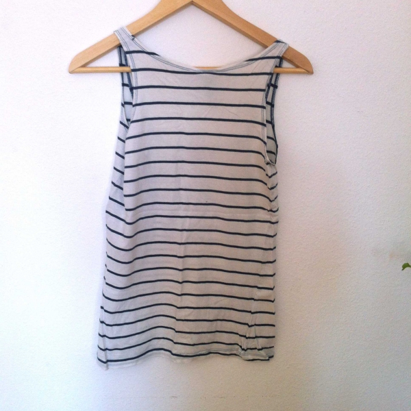 Blau weiß gestreiftes Top Knopfleiste