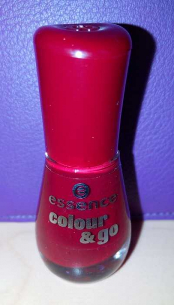Essence - Colour & Go - Dunkelroter Nagellack