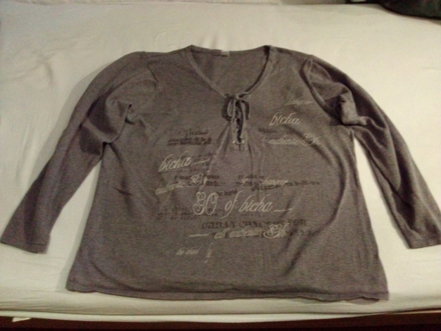 Langarmshirt grau mit Schnürung