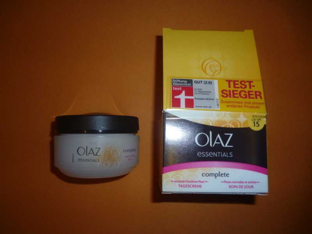 Olaz essentials Complete Tagescreme mit UV-Schutz