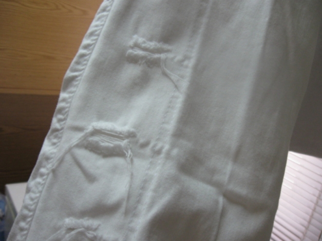 *** 7/8 Jeans mit Löcher *** 