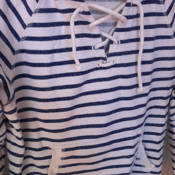 Gestreifter Kapuzenpulli Hoodie