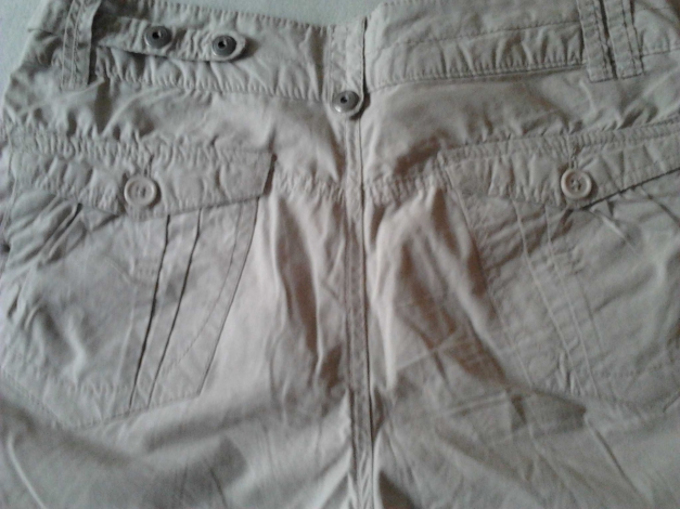 Super schöne ¾ Hose / Yessica 