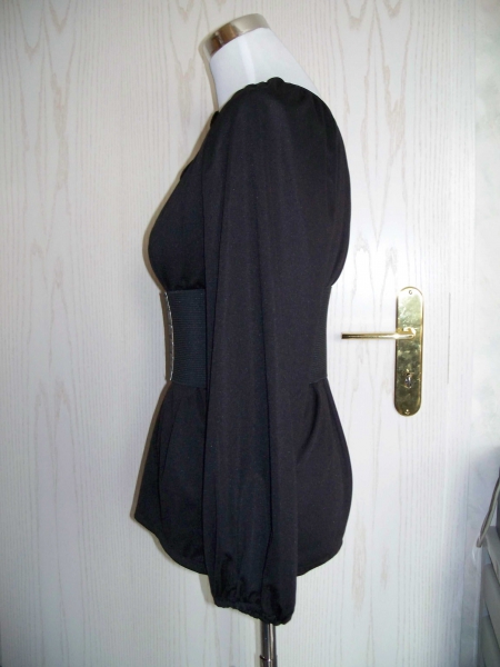 VINTAGE// Weite schwarze 70er-Bluse (langärmlig) von *Trevira*