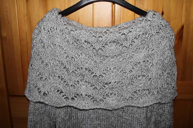 Silber -grauer Pulli