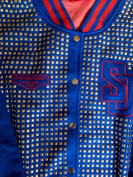 Collegejacke mit Nieten 