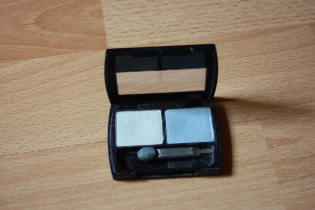 Jade Lidschatten hellblau 