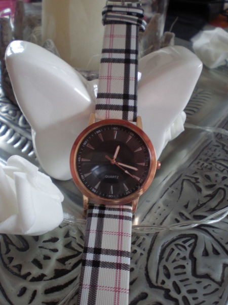 Uhr schwarz gold edel Statement Blogger karo kariert ,neu**