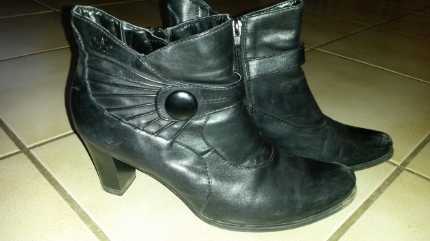 Stiefeletten Caprice Größe 39 schwarz Leder