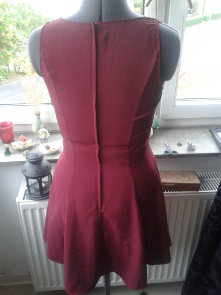 A Linien Kleid rot bordeaux transparent 38 H&M Rotkäppchen
