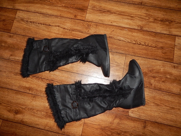 Echt toller schwarzer Stiefelö Gr. 40 von Emilia