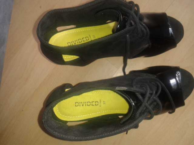 H&M Wedges schwarz grün