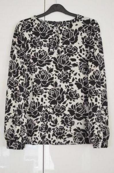 Bluse mit Blümchenmuster floral schwarz/weiß