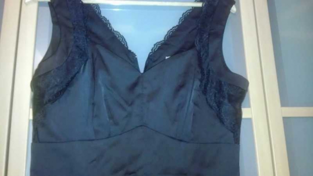 Kleid Abendkleid mit Spitze Gr.40 glänzender Stoff H&M