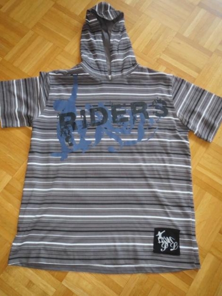 Shirt mit Kapuze,Kurzarm,neu,Gr.176