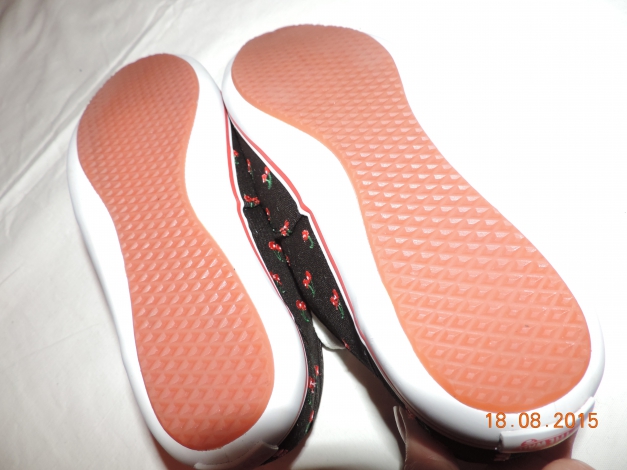 Vans Halbschuhe Sneakers Cherry Kirsche schwarz weiß rot grün Größe 37