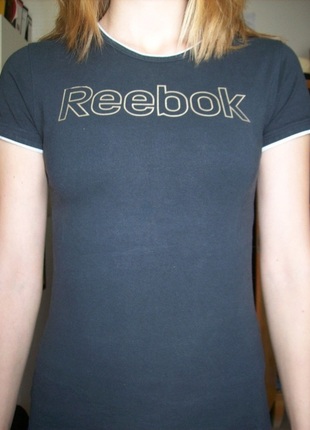 Schwares Reebok T-shirt