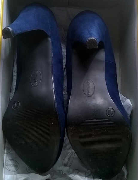 Dunkelblaue Pumps von Deichmann Gr. 40