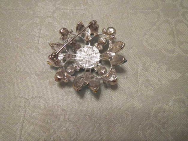 Brosche , Modeschmuck, Blumenform, türkis-silber