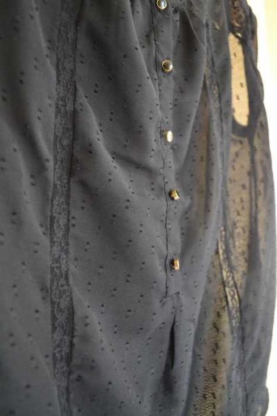 Wunderschöne durchsichtige schwarze Bluse von MANGO