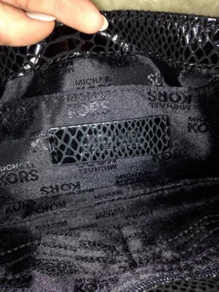 Mk Michael kors Tasche clutch schwarz Leder schlangenoptik 