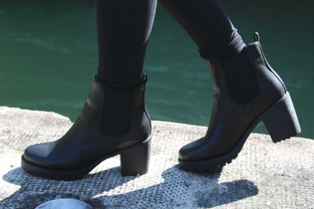 Blockabsatz Chelsea Boots Ankle Schwarz NEU