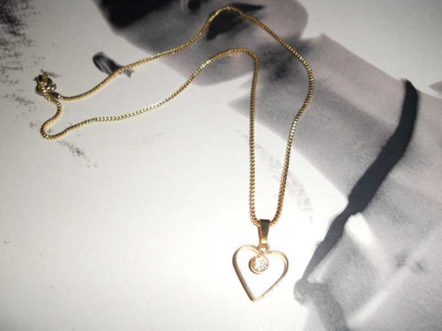 vintage goldene Kette mit Herz Anhänger