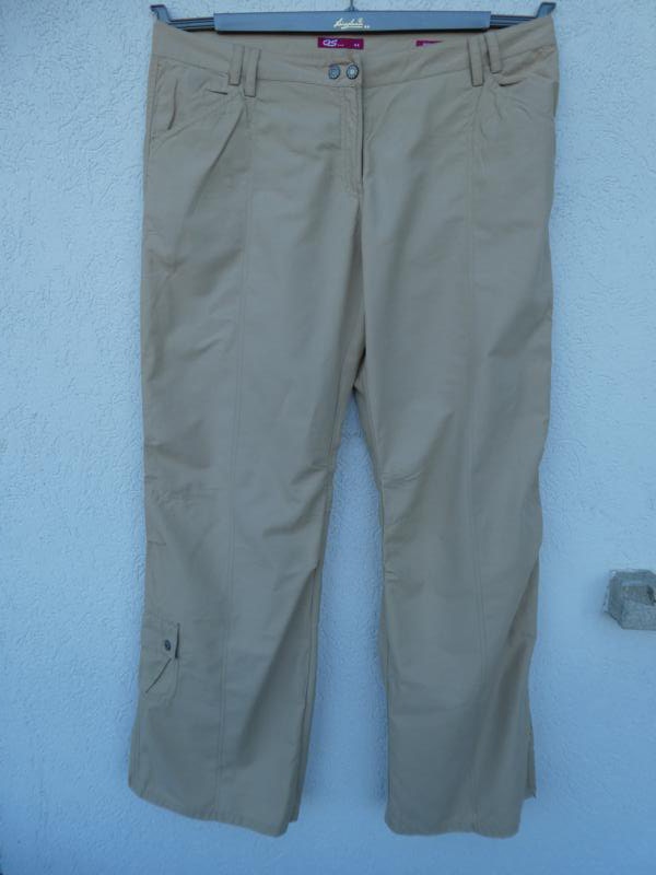 NEU – QS by s.Oliver – Damen-Hose, beige