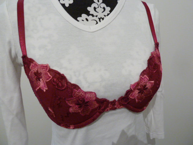 BH 75 A Push up / Lascana / spitze / lila - weinrot