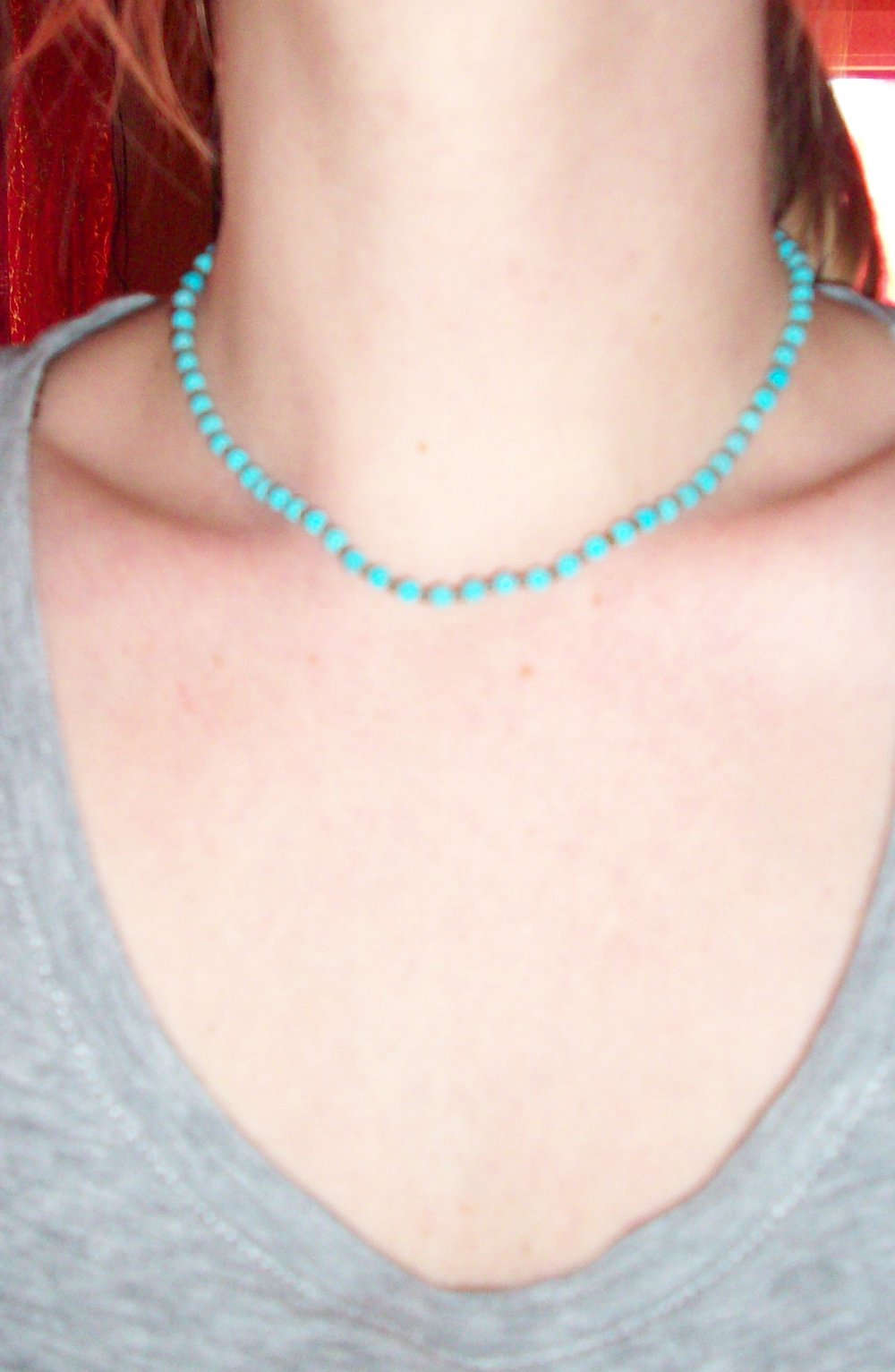 Perlenkette türkis mit kleinen Miniperlen, Gummibund