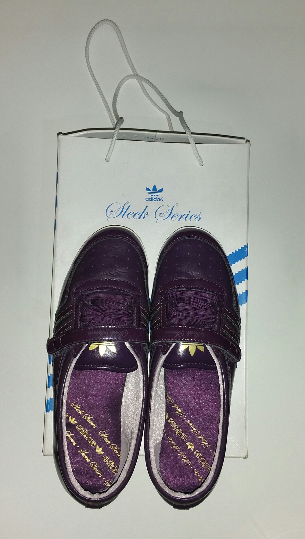 Adidas Sleek Series, brombeerfarben, Gr. 39