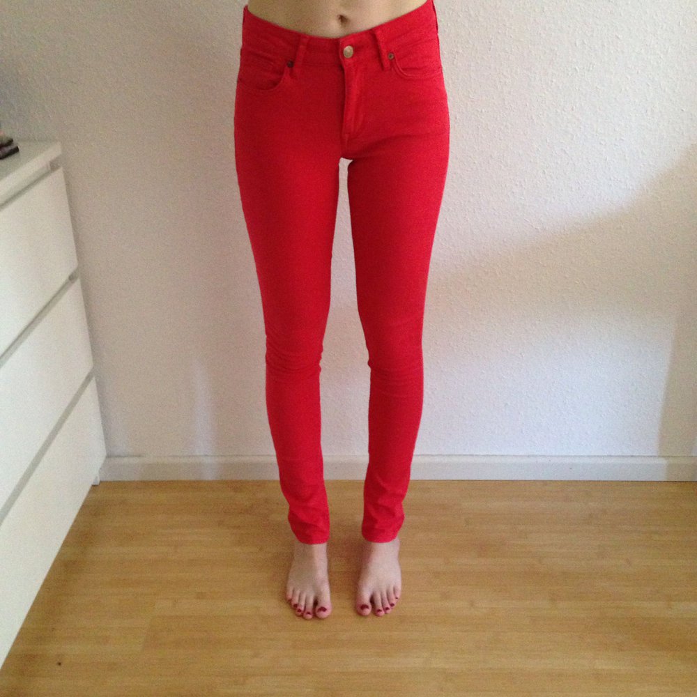 Rote Hose, Röhrenjeans Damen H&M, Größe 36