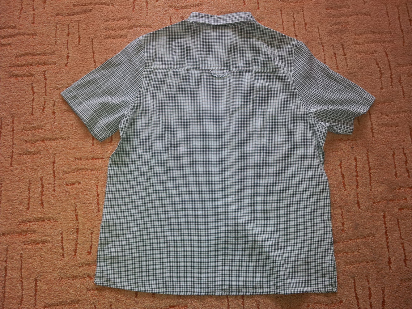 Trachten Bluse grün weiß Stickerei Gr. 40 NEU