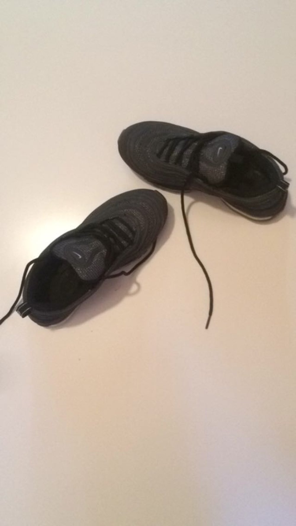 Nike 97 95 38 Sneaker Reflektoren schwarz grau Trend 90er 