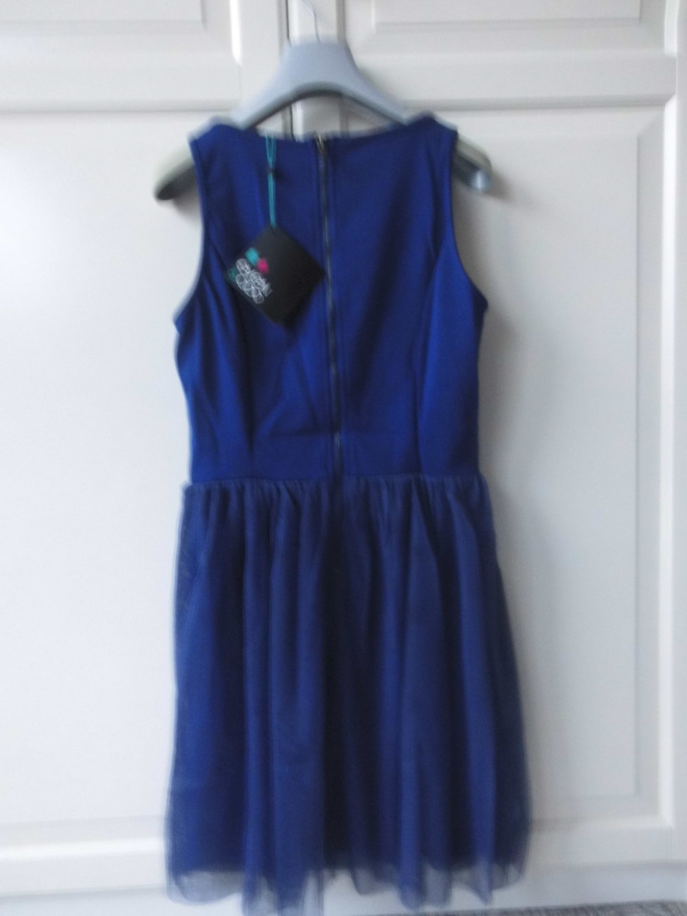 even & odd, traumhaftes königsblaues Tüll Trägerkelid, Gr. S / M 