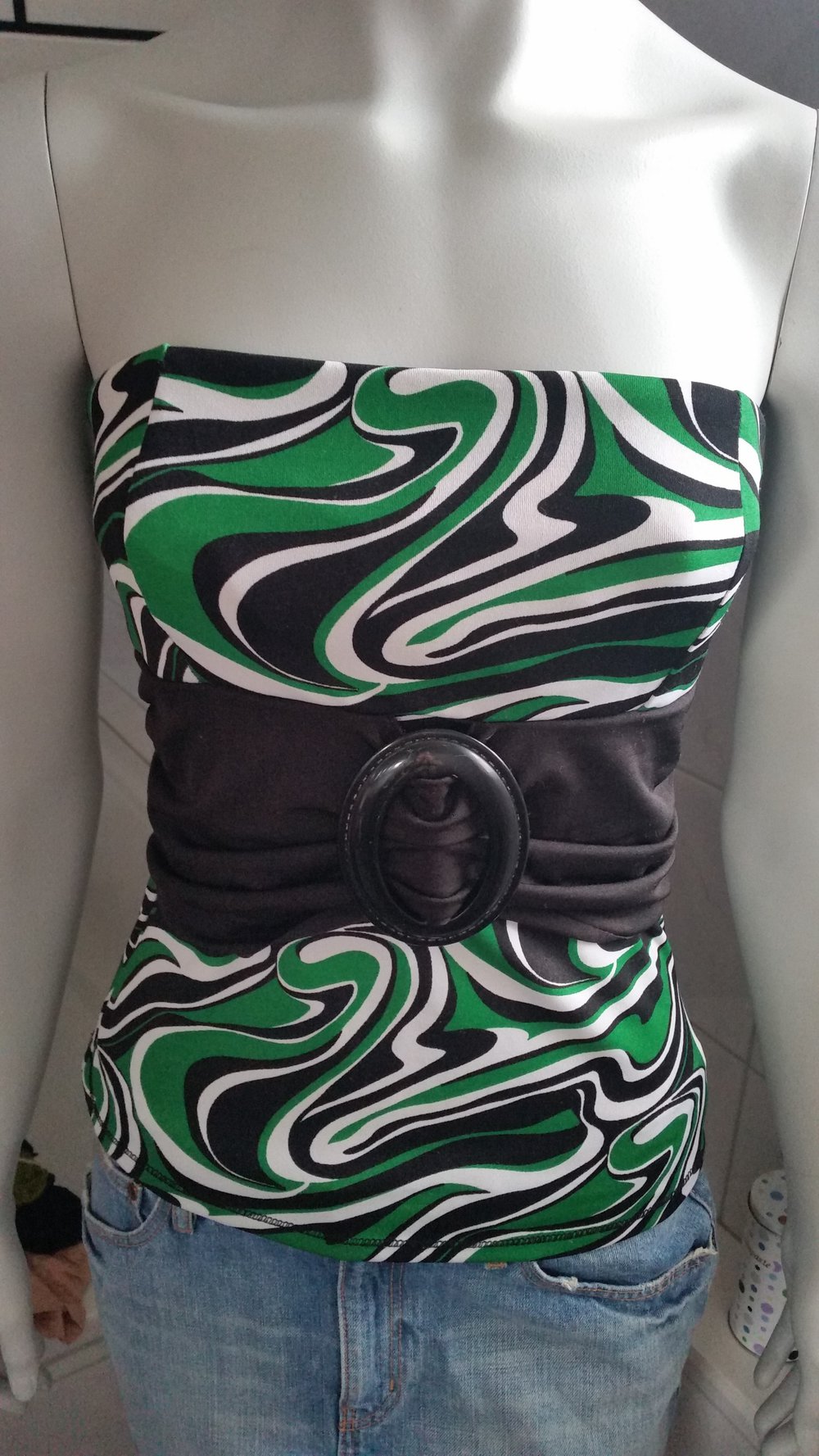 grünes Top 
