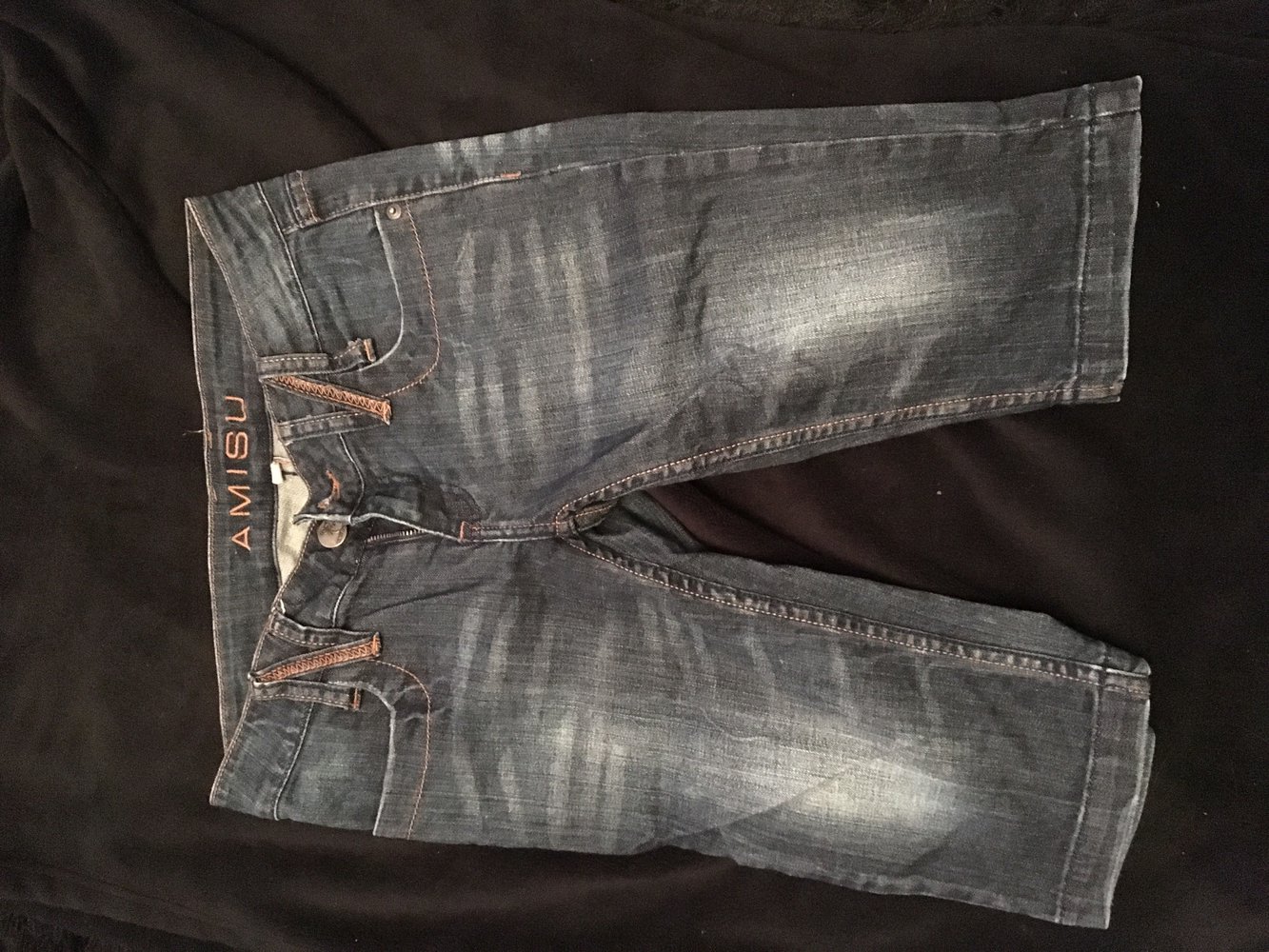Kurze Jeanshose von Amisu