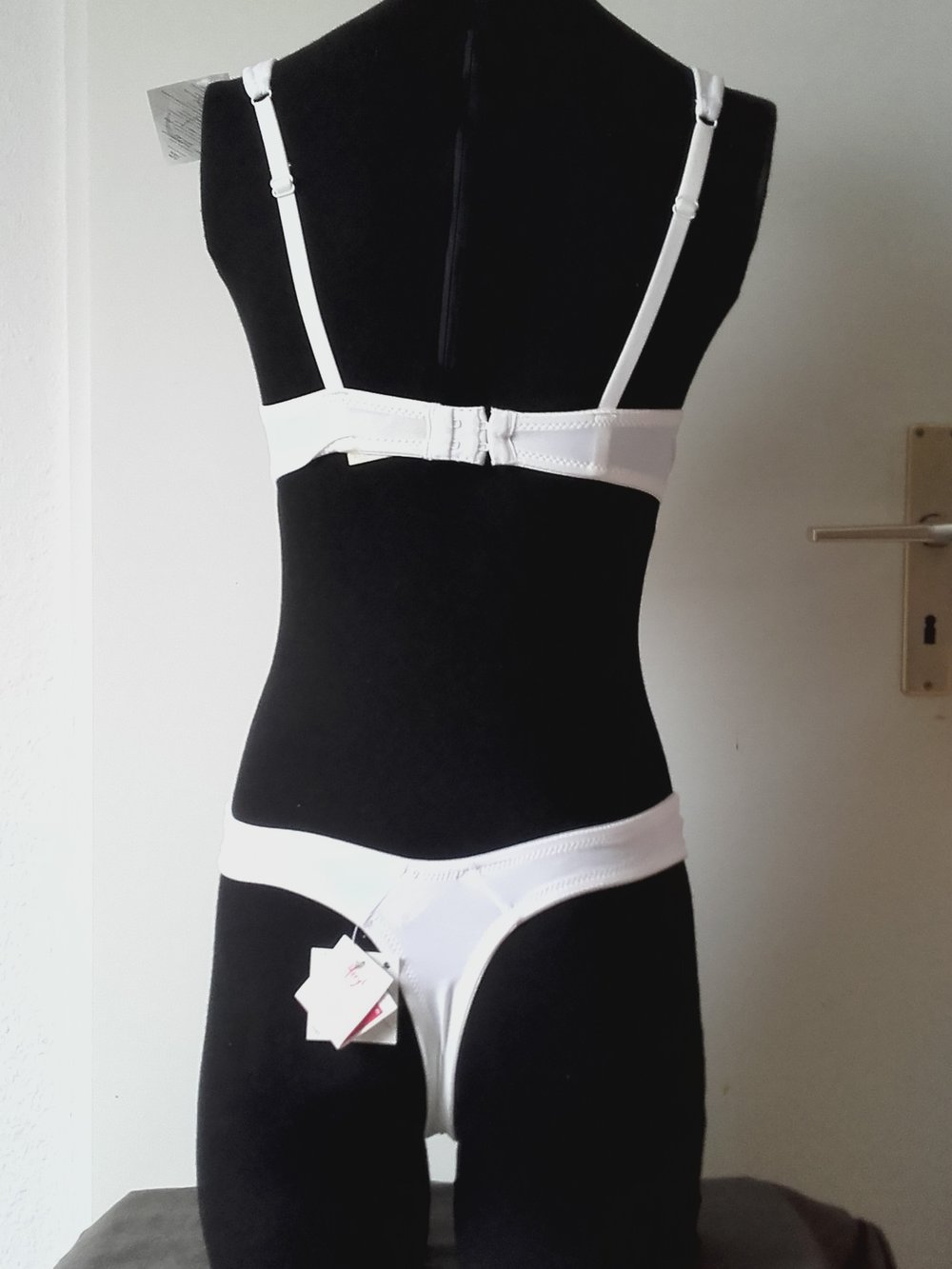 Panache Atlantis, weiß, Tanga  38 BH 70A mit Push Füllung, Neuware