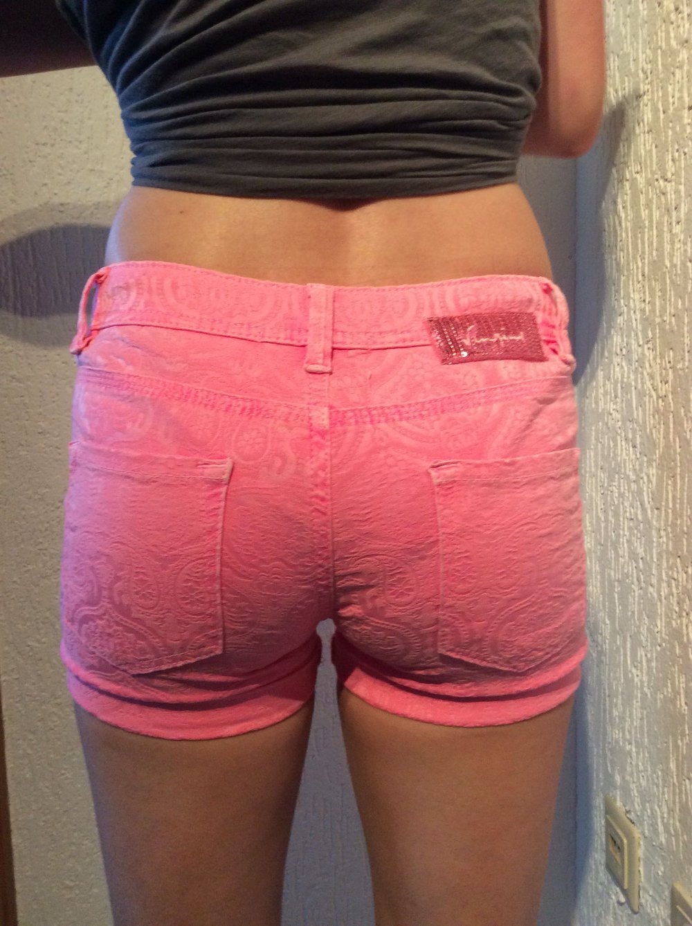 Vingino Jeans selvedge Größe XXS 10 Jahre hotpants Bermudashorts kurze Hose neonpink 