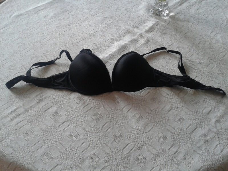 BH schwarz