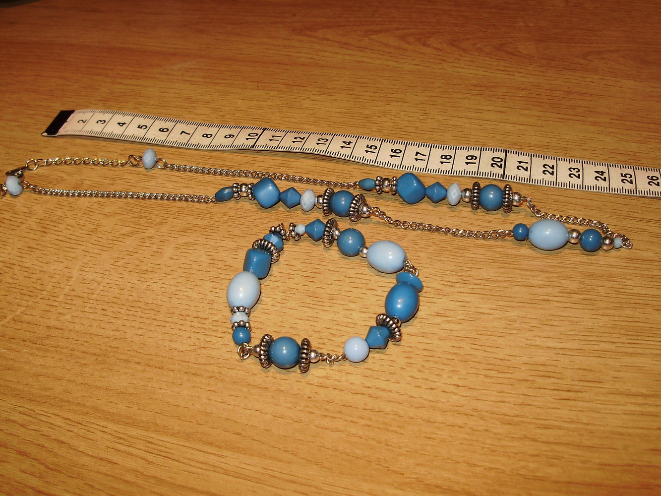 Schmuckset: Kette + Armband , silbern blaue Perlen  Steine NEU im Tüllbeutelchen