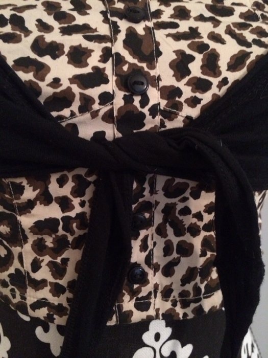 schwarzer Bolero kurzärmlig zum Binden