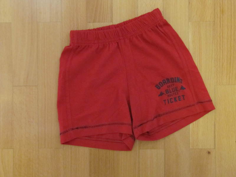 Rote Shorts benetton Gr.74
