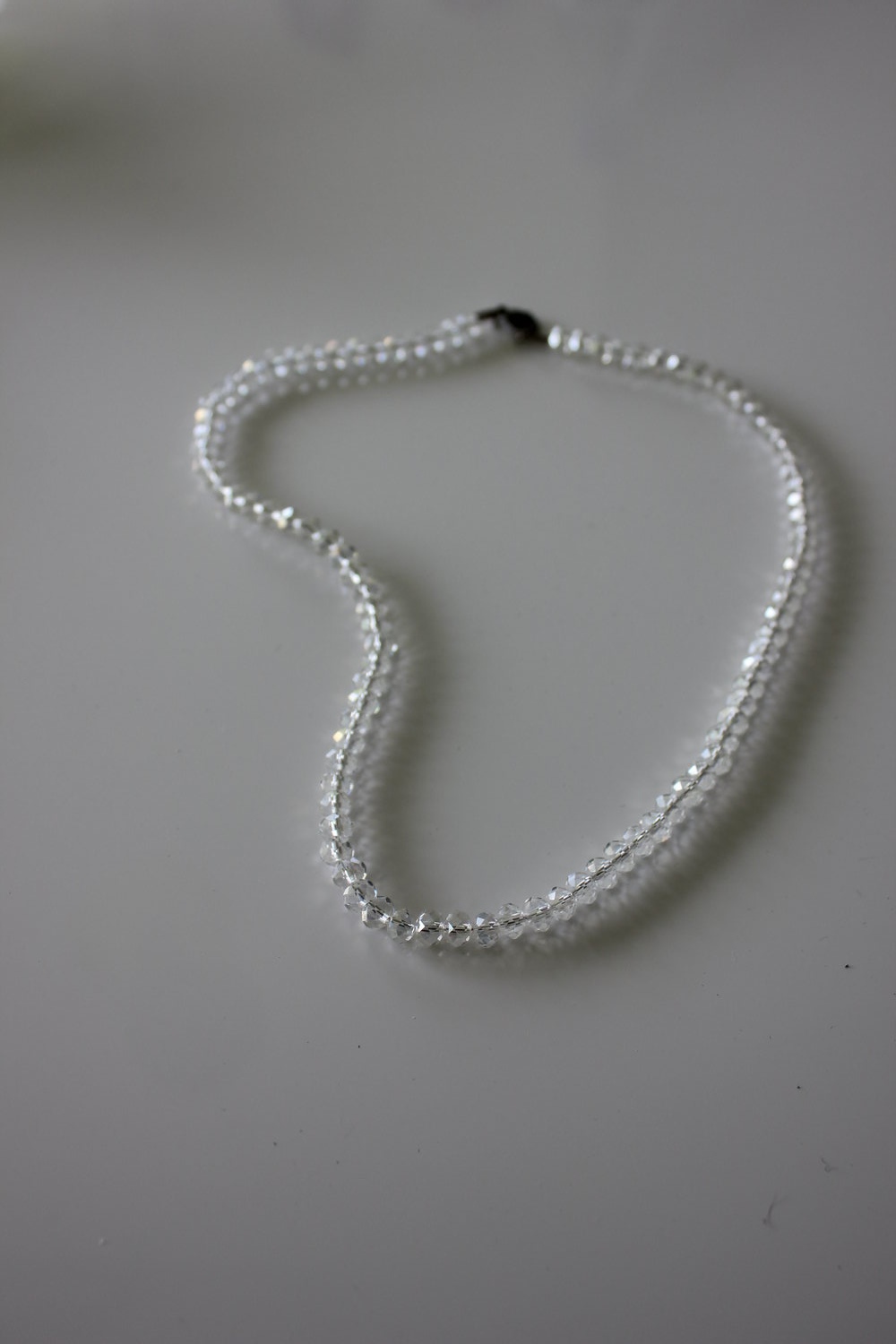 Kette mit Glaskristallen