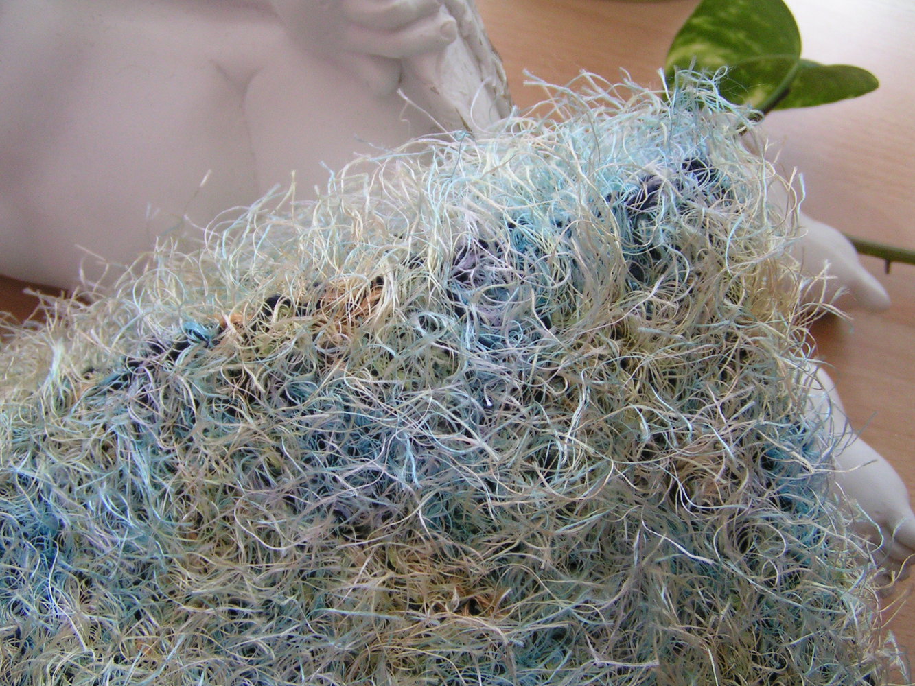 Langer warmer schöner Bändchengarn Schal 137cm Handarbeit Strickschal Neu