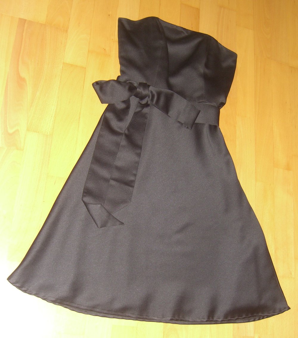 Schönes Cocktailkleid, Partykleid schwarz, Gr. 34