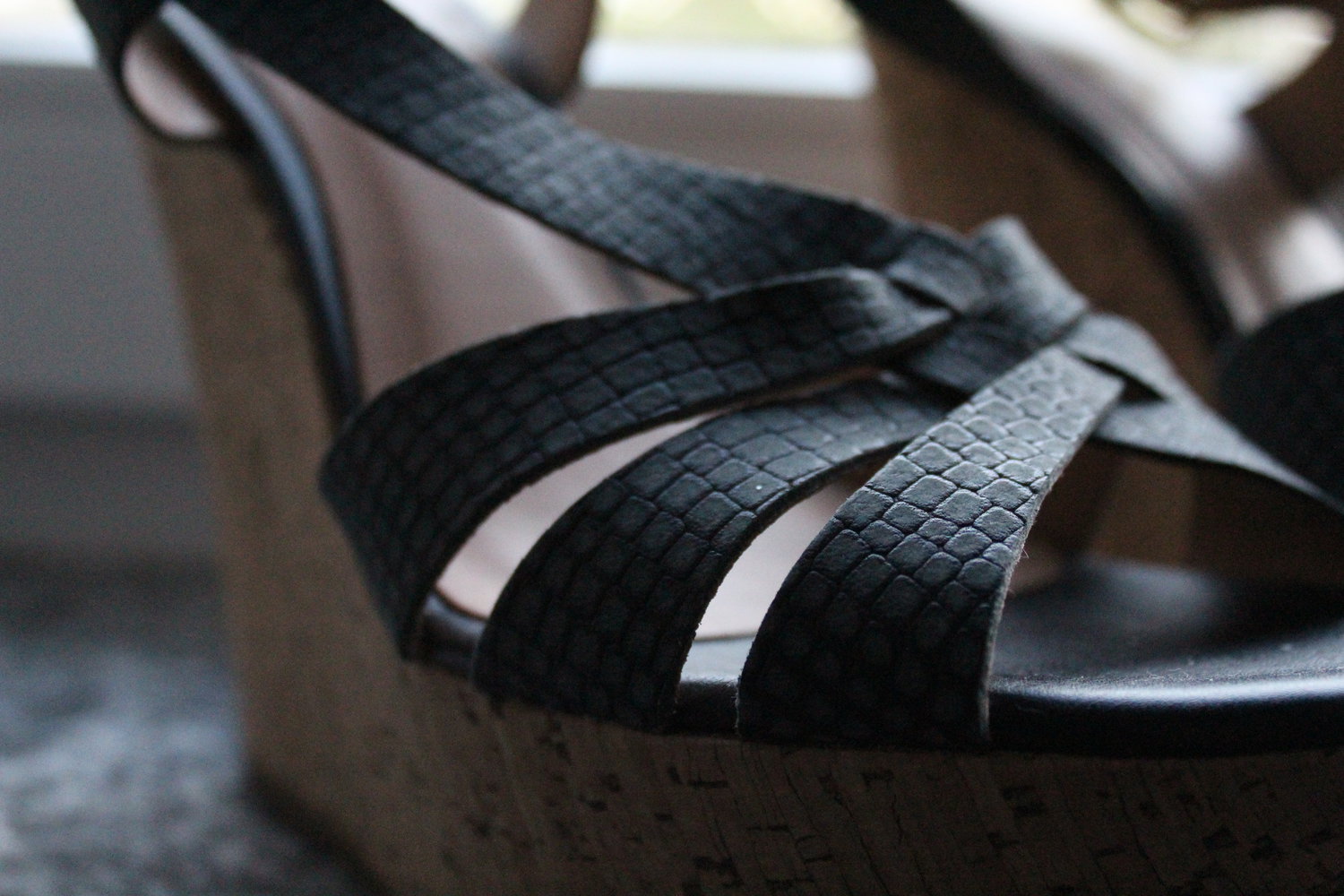 VIA UNO hochwertige Plateau Sandalen Wedges aus Mailand Neu, Leder, Gr. 36