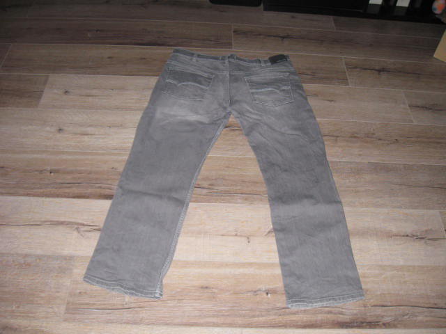 *** Schlichte Jeans ***