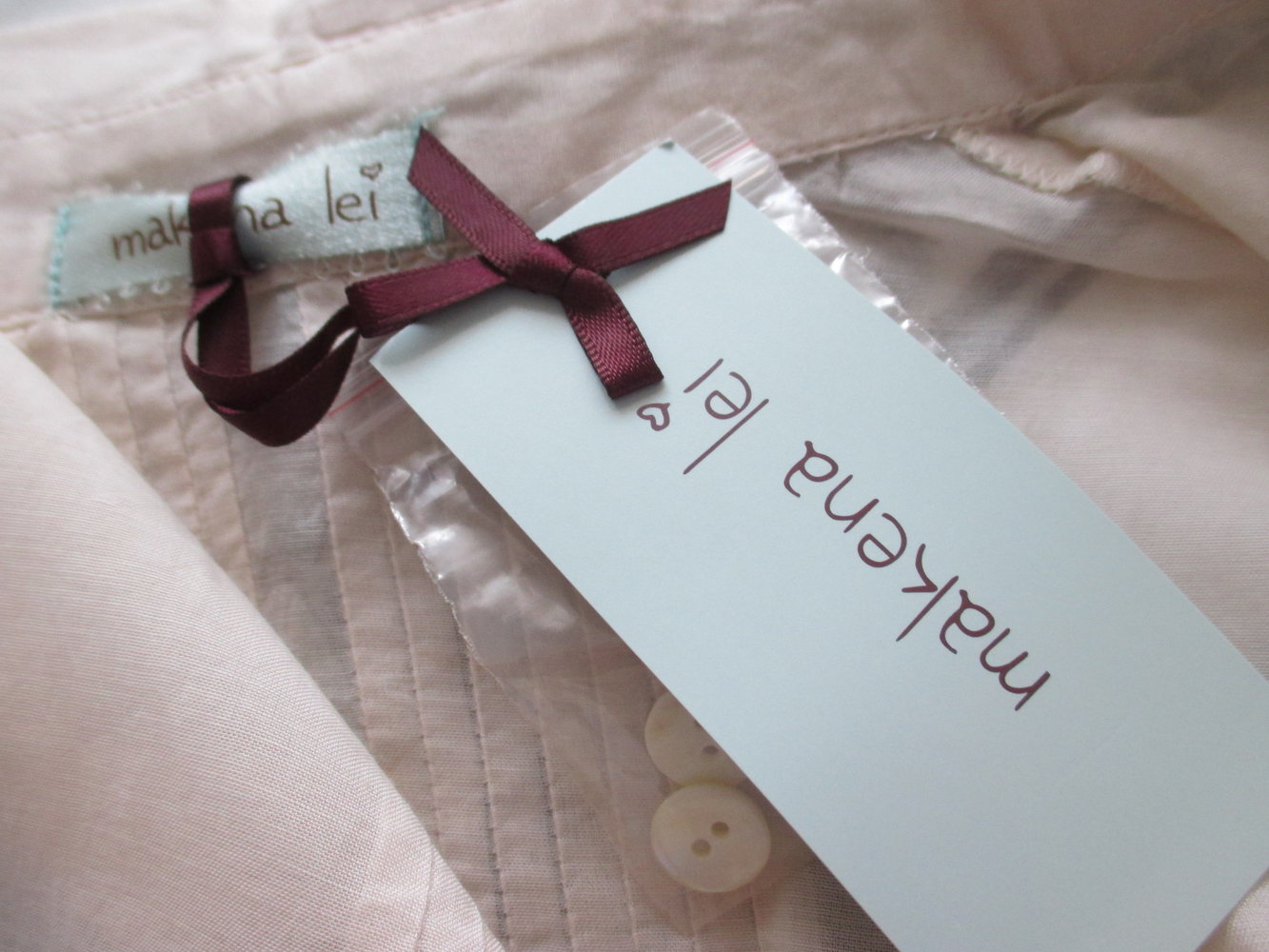 zuckersüße Bluse von Makena Ldi, Impressionen Katalog, Gr. 36, Farbe : nude, semi - transparent, 3/4 lange Ärmel