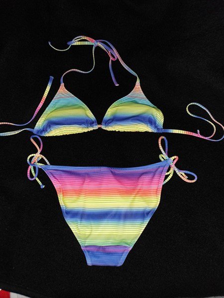 Bunter Triangelbikini